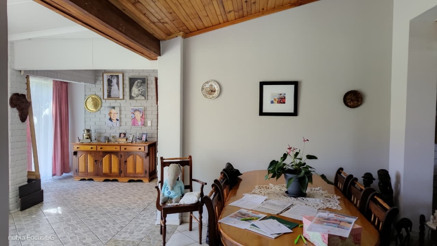 3 Bedroom Property for Sale in Wavecrest Eastern Cape